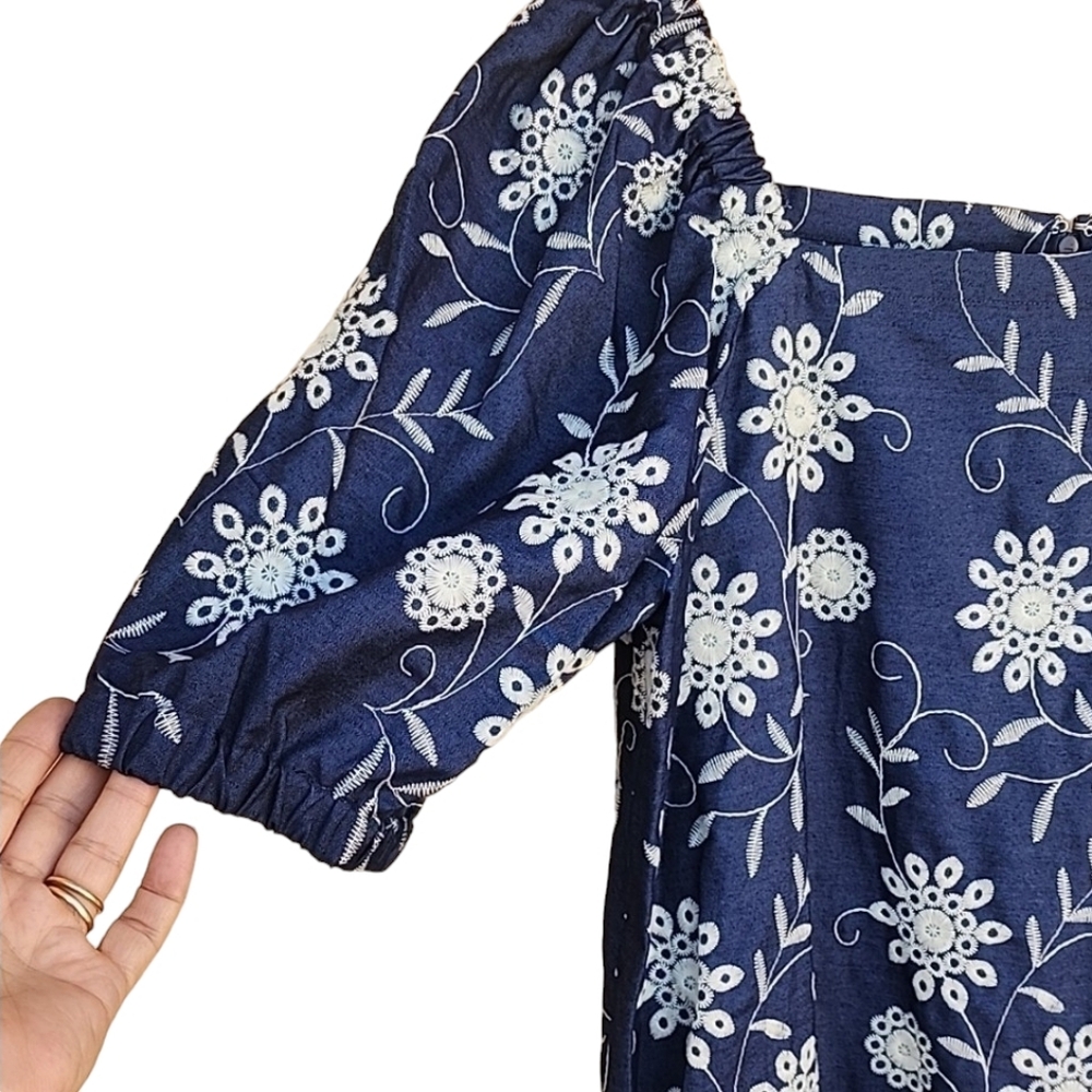ANNE KLEIN Blue Embroidered Chambray Denim Dress 12 Floral Cotton Shift - Picture 8 of 16